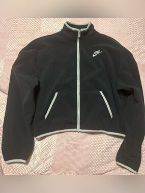 Nike Black Zip-Up super soft Fleece Jacket with Light Gray Trim